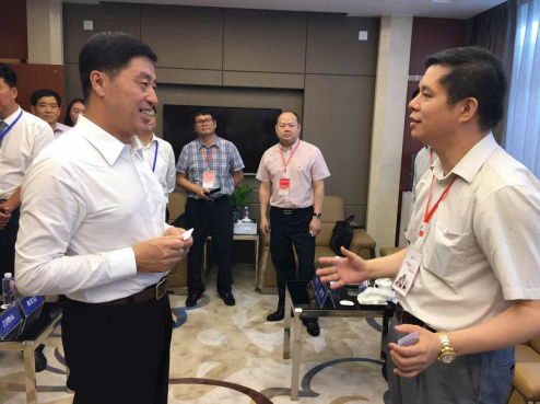 仟億達董事長鄭兩斌受到河北省副省長張杰輝接見 仟億達董事長鄭兩斌受到河北省副省長張杰輝接見