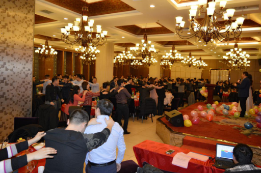 年會(huì)前熱身游戲 年會(huì)前熱身游戲